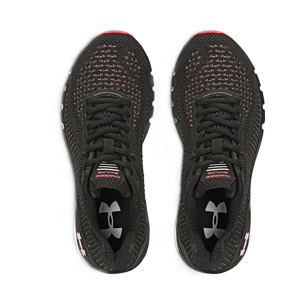 under armour charged skyline