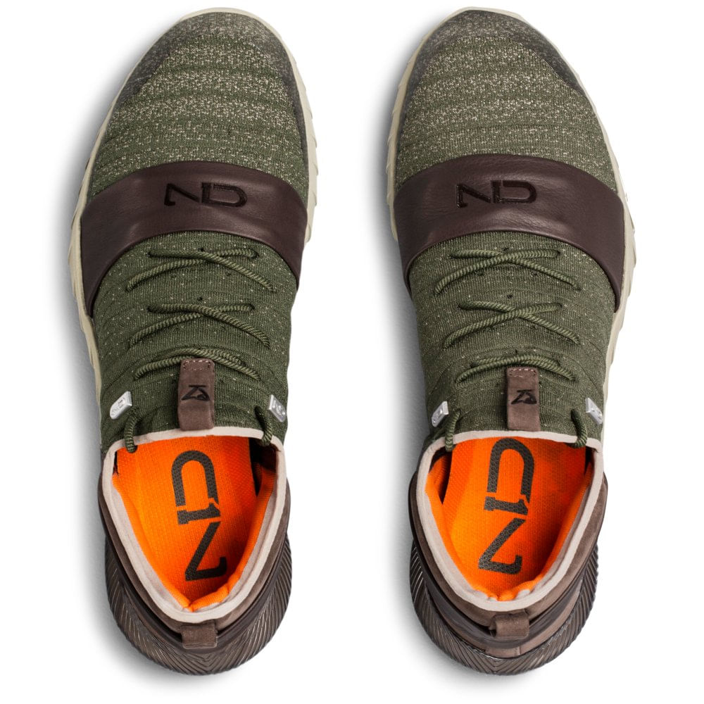 tênis ua c1n lux training masculino