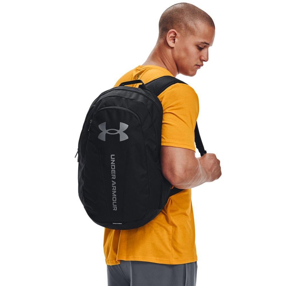 mochila under armour hustle